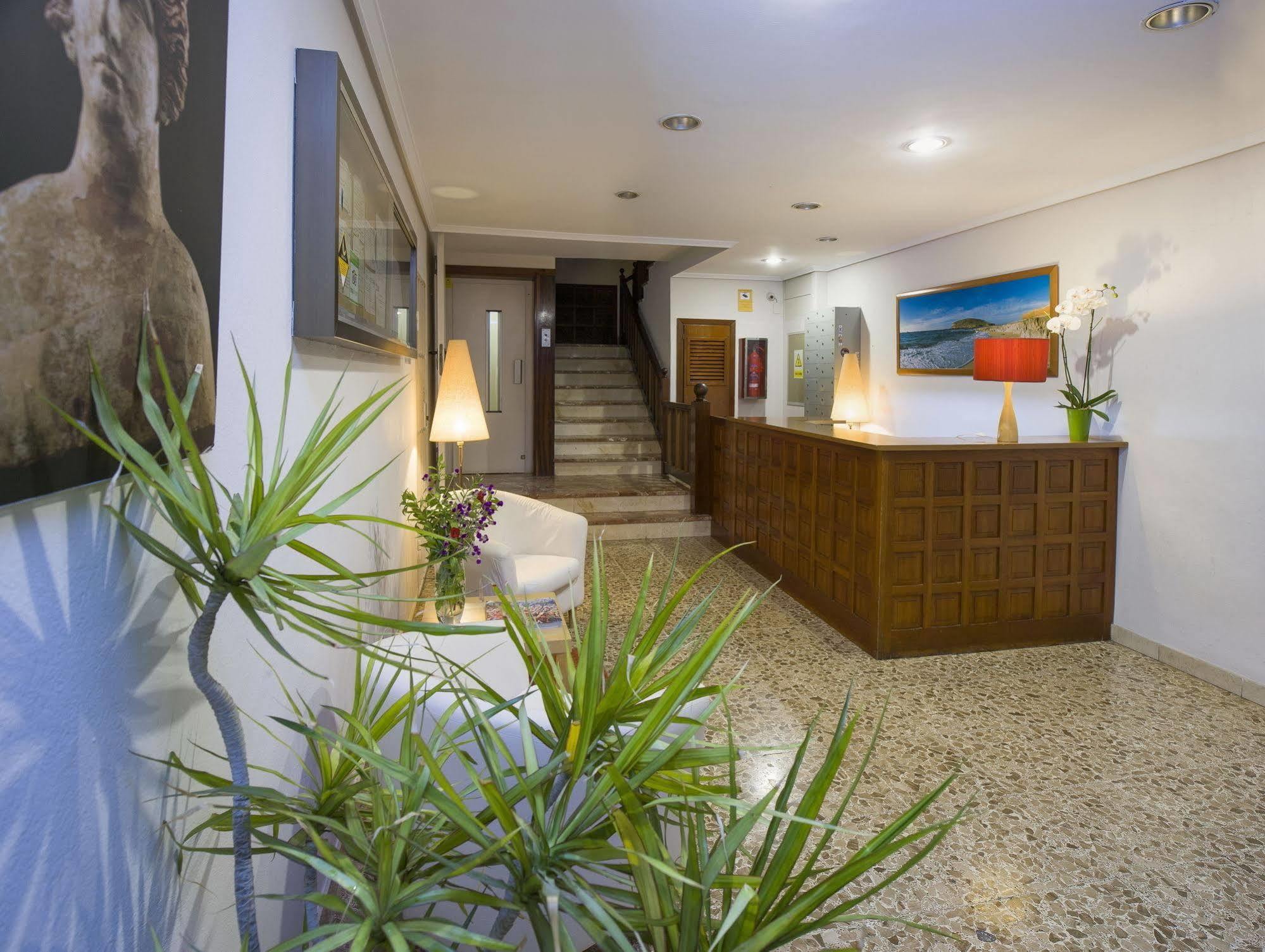 Cana Rita Apartamentos San Antonio  Eksteriør bilde